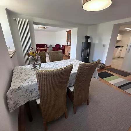 Am Frauenpuhl * Lichtenborn