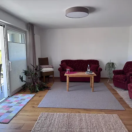 Am Frauenpuhl Apartment