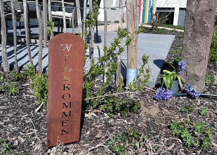 Am Frauenpuhl Lichtenborn