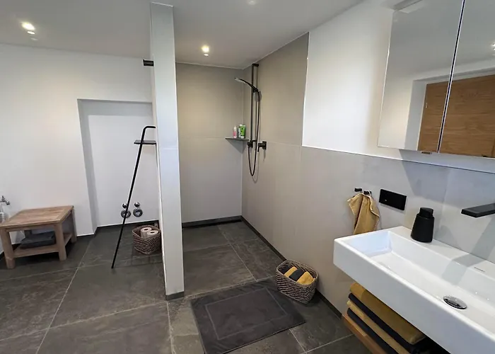 Am Frauenpuhl Lichtenborn